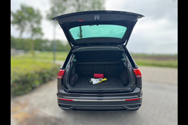 Volkswagen Tiguan 1.5 TSI Life CAMERA / TREKHAAK / STOELVERWARMING / STUURVERWARMING / CARPLAY / LED / VIRT. COCKPIT / ELEKTR KLEP