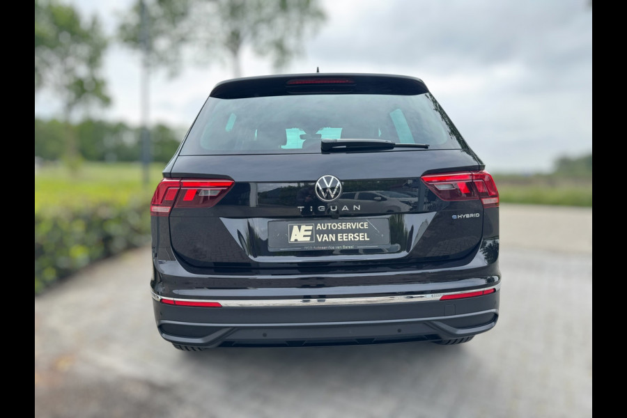 Volkswagen Tiguan 1.5 TSI Life CAMERA / TREKHAAK / STOELVERWARMING / STUURVERWARMING / CARPLAY / LED / VIRT. COCKPIT / ELEKTR KLEP