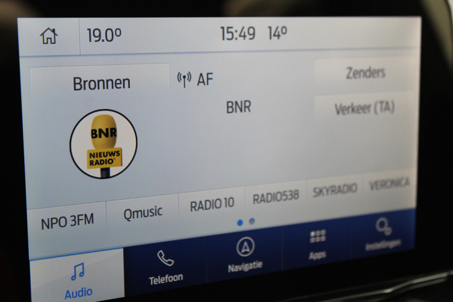Ford Fiesta 1.0-95pk EcoBoost Active X. Zeer nette Ford Fiesta Active, slechts 41.000km. Autm. airco, All season banden, LM wielen, Stoel-, stuur- en voorraamverw., LED verl., Telefoonvoorb., Navigatie, Cruise control etc.