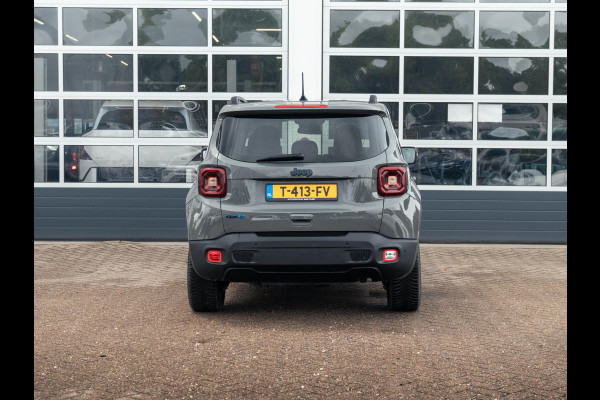 Jeep Renegade 4xe 240 Plug-in Hybrid Electric New Upland | Clima | Apple Carplay | Dakrails | Priv. Glass | LED | Navi | 17" | PDC | Sting Grey