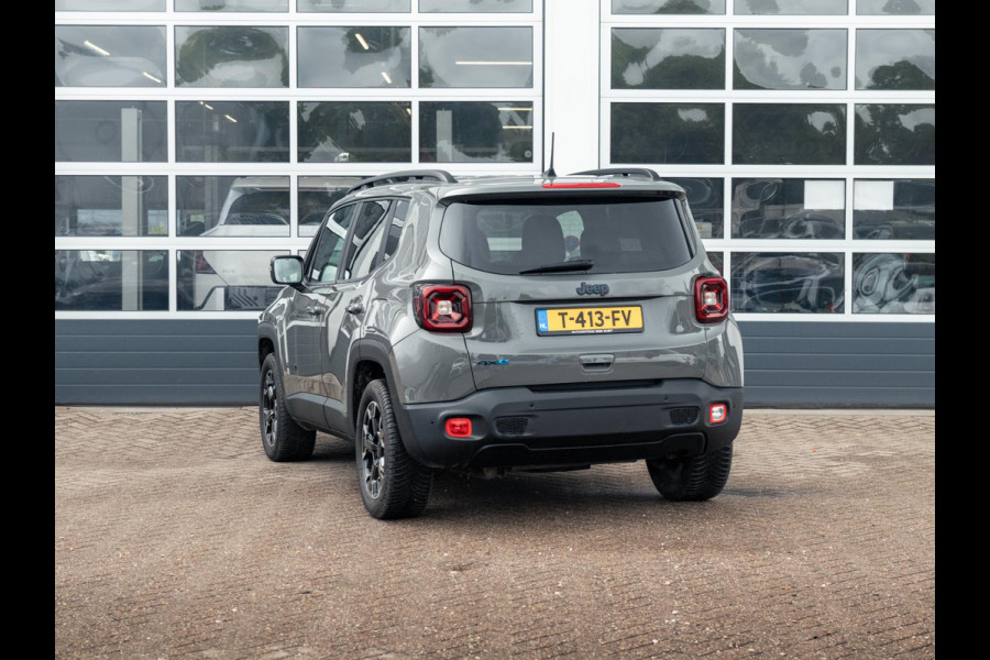 Jeep Renegade 4xe 240 Plug-in Hybrid Electric New Upland | Clima | Apple Carplay | Dakrails | Priv. Glass | LED | Navi | 17" | PDC | Sting Grey