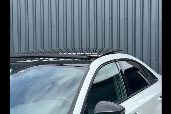 Audi A3 Limousine 35 TFSI S edition Pano | Stoelverw.| Navi