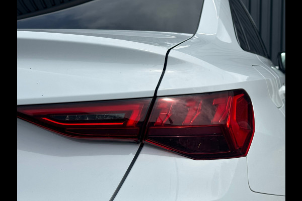 Audi A3 Limousine 35 TFSI S edition Pano | Stoelverw.| Navi