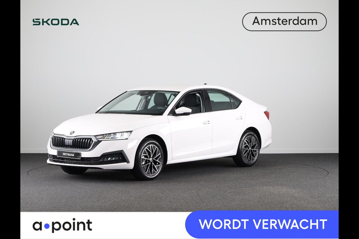 Škoda Octavia Ambition 1.0 e-TSI 110pk DSG-7 | Navigatie | Park Assist | Stoelverwarming | Led verlichting | 17 inch zwarte velgen | Verlengde garantie