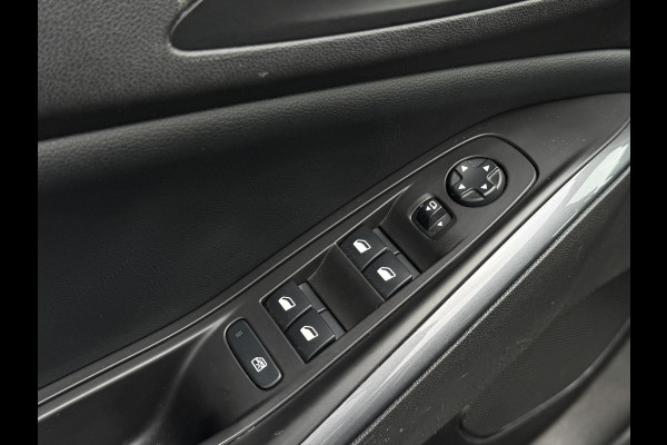 Opel Grandland X 1.2 Turbo Business Edition TREKHAAK | WINTER PACK| CARPLAY NAVI