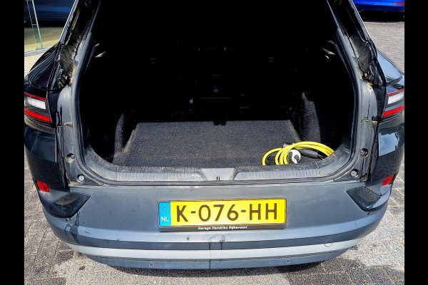 Volkswagen ID.4 First 77 kWh | SOH: 92.7% | Trekhaak wkb | LM 20 Inch | Adaptive CC | Navi | Camera | Smart Climate |