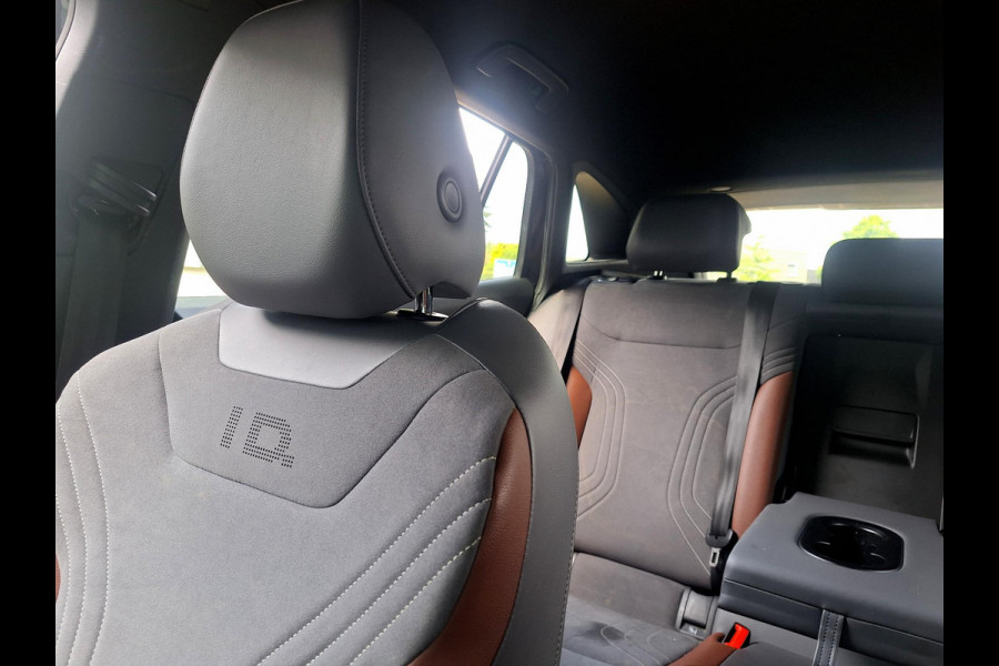 Volkswagen ID.4 First 77 kWh | SOH: 92.7% | Trekhaak wkb | LM 20 Inch | Adaptive CC | Navi | Camera | Smart Climate |