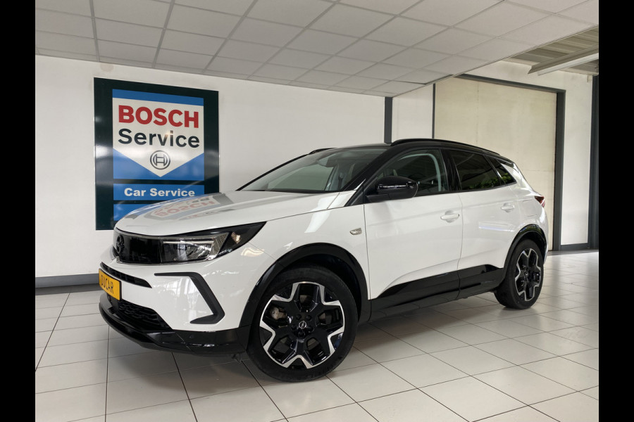 Opel Grandland 1.6 Turbo Hybrid4 Ultimate 300 Pk