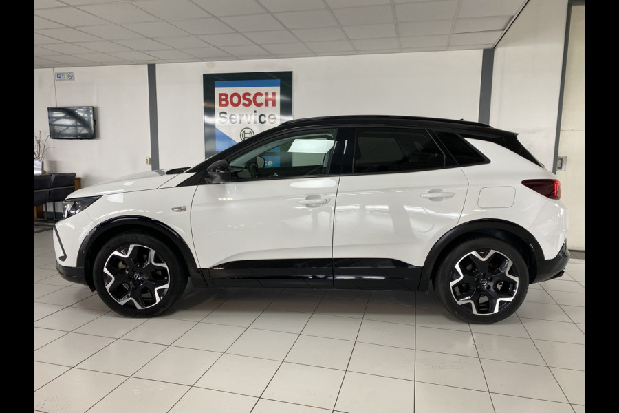 Opel Grandland 1.6 Turbo Hybrid4 Ultimate 300 Pk