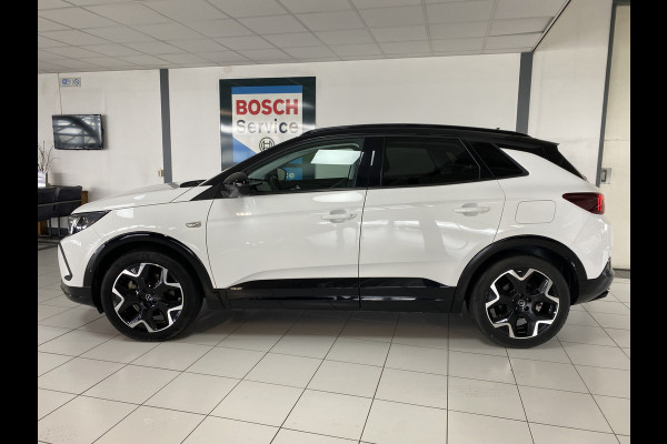 Opel Grandland 1.6 Turbo Hybrid4 Ultimate 300 Pk