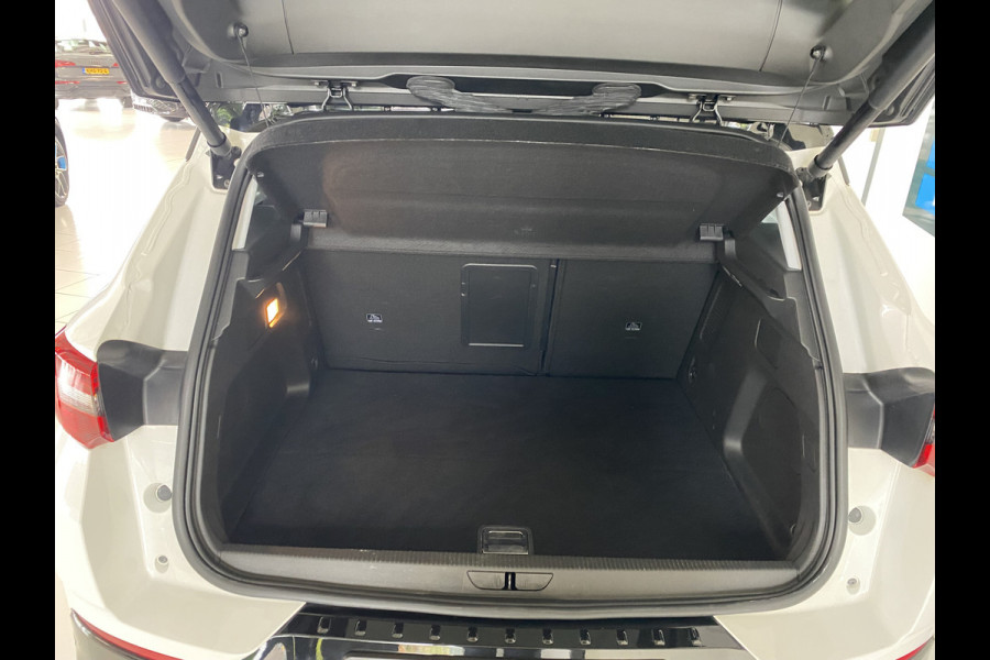 Opel Grandland 1.6 Turbo Hybrid4 Ultimate 300 Pk
