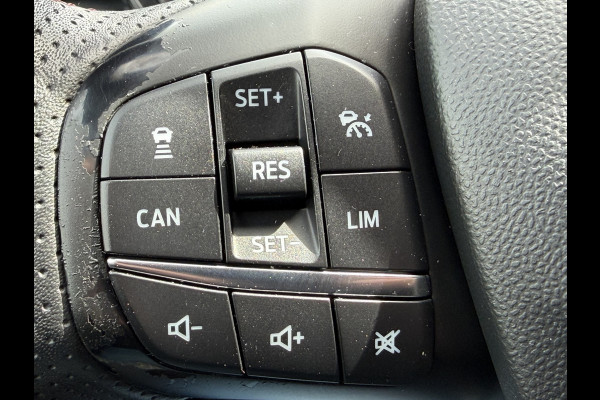 Ford Fiesta 1.0 EcoBoost ST-Line (Trekhaak - Camera - Stoel-/-stuurverwarming - Automatische Airco - Adaptieve Cruise Controle - 17"incl 4S