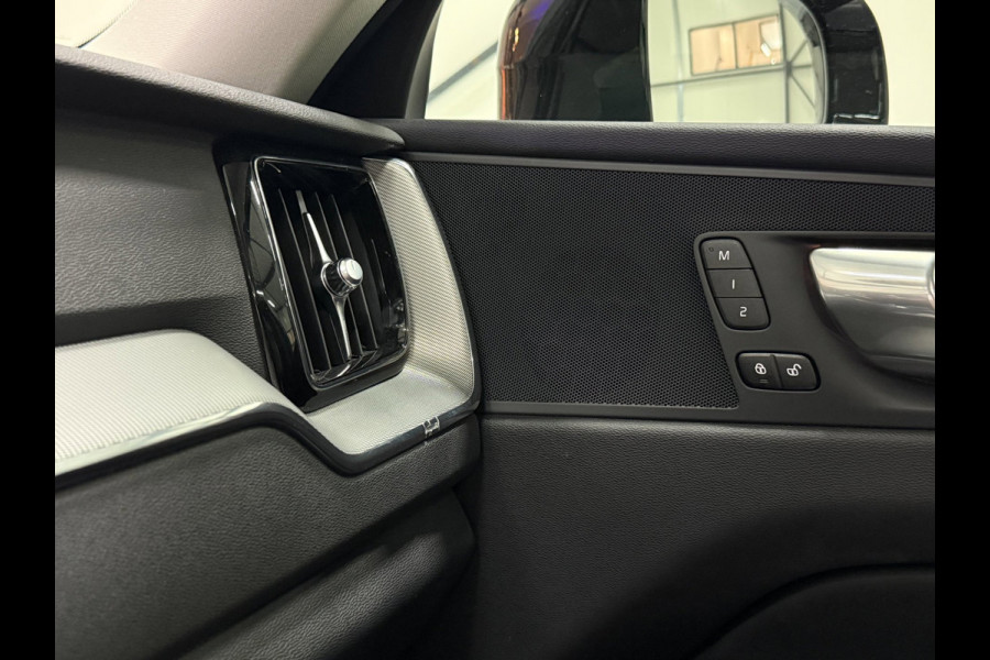 Volvo XC60 T6 PHEV AWD 350pk. Plus Dark SOH 100%| Pano | Trekhaak | Memory | 360° | ACC