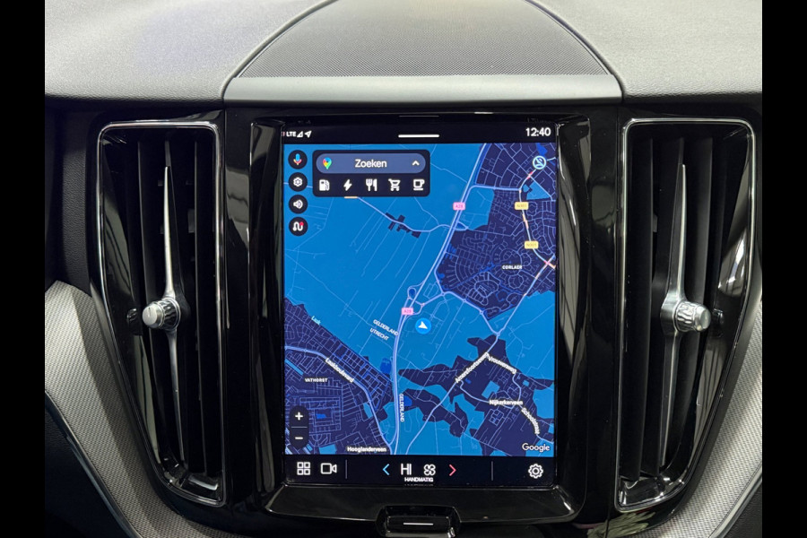 Volvo XC60 T6 PHEV AWD 350pk. Plus Dark SOH 100%| Pano | Trekhaak | Memory | 360° | ACC