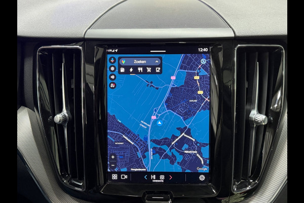 Volvo XC60 T6 PHEV AWD 350pk. Plus Dark SOH 100%| Pano | Trekhaak | Memory | 360° | ACC
