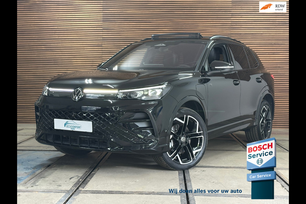 Volkswagen Tiguan 1.5 eHybrid R-Line Edition | Verl. Fabr. garantie tm 2030 | 272 PK | IQ.Light HD | Pano | Trekhaak | Leder