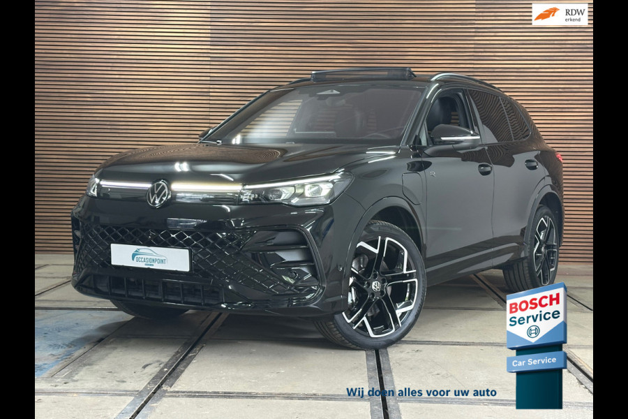 Volkswagen Tiguan 1.5 eHybrid R-Line Edition | Verl. Fabr. garantie tm 2030 | 272 PK | IQ.Light HD | Pano | Trekhaak | Leder