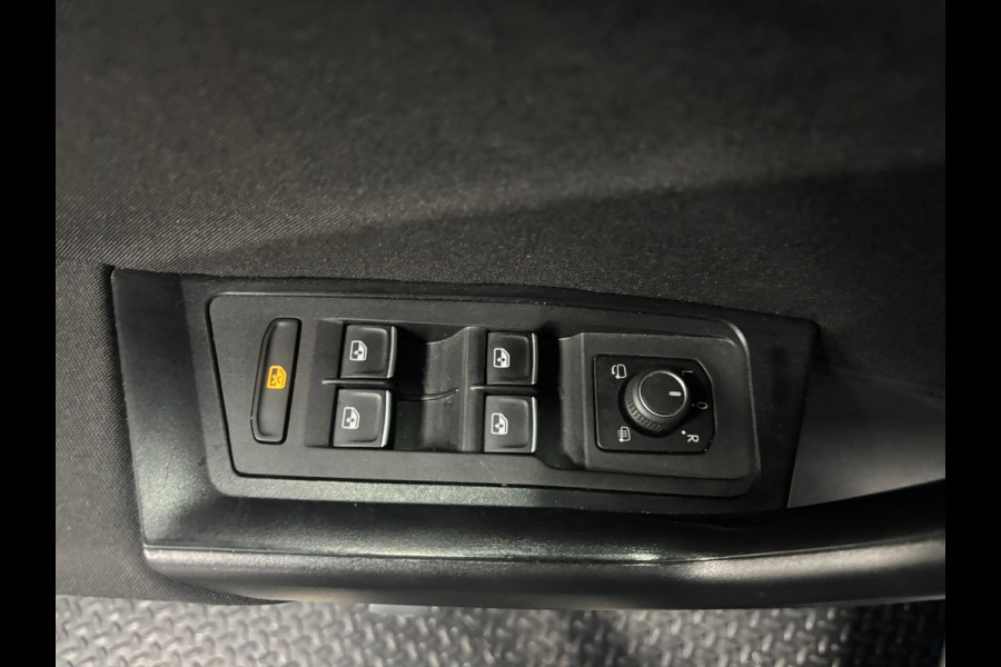 Volkswagen T-Roc 1.0 TSI Style Business Navi | Clima | PANO | Navi | PDC