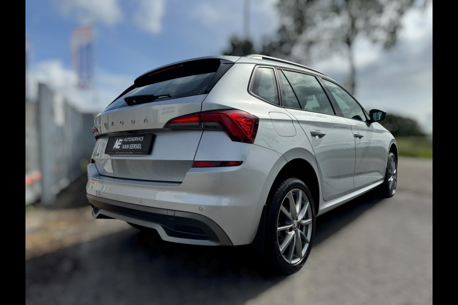Škoda Kamiq 1.0 TSI Ambition TREKHAAK UITKLAPBAAR / CAMERA / ADAPTIEVE CRUISE CONTROL / 4-SEIZOENBAND / STOELV. / LED / SMART LINK