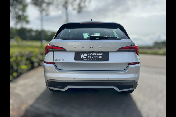 Škoda Kamiq 1.0 TSI Ambition TREKHAAK UITKLAPBAAR / CAMERA / ADAPTIEVE CRUISE CONTROL / 4-SEIZOENBAND / STOELV. / LED / SMART LINK