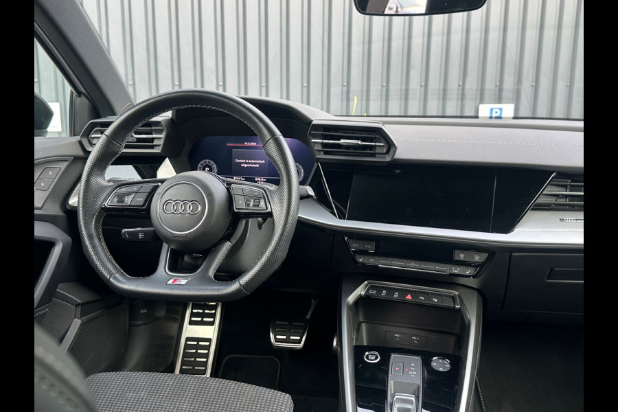 Audi A3 Limousine 35 TFSI S edition Pano | Stoelverw.| Navi