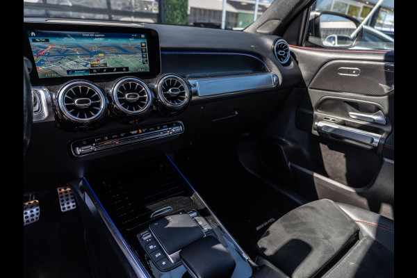 Mercedes-Benz Glb 180 d Premium | AMG-Line | Camera | Carplay