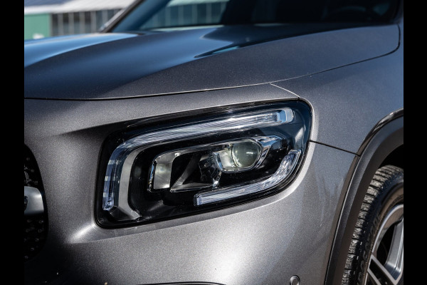 Mercedes-Benz Glb 180 d Premium | AMG-Line | Camera | Carplay