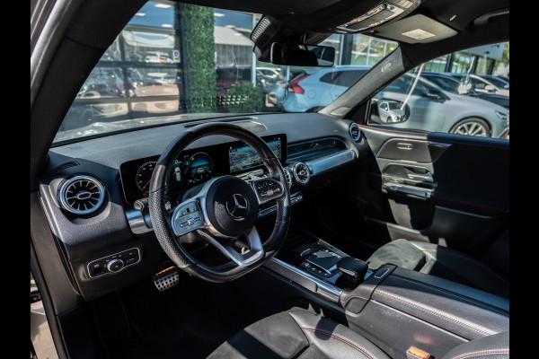 Mercedes-Benz Glb 180 d Premium | AMG-Line | Camera | Carplay