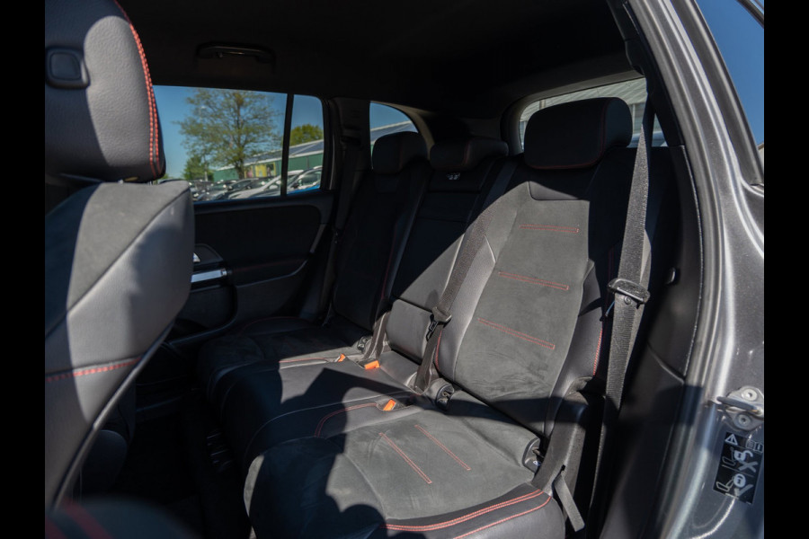 Mercedes-Benz Glb 180 d Premium | AMG-Line | Camera | Carplay