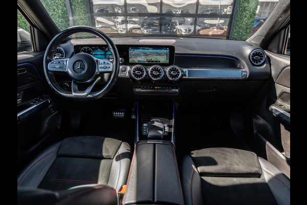 Mercedes-Benz Glb 180 d Premium | AMG-Line | Camera | Carplay