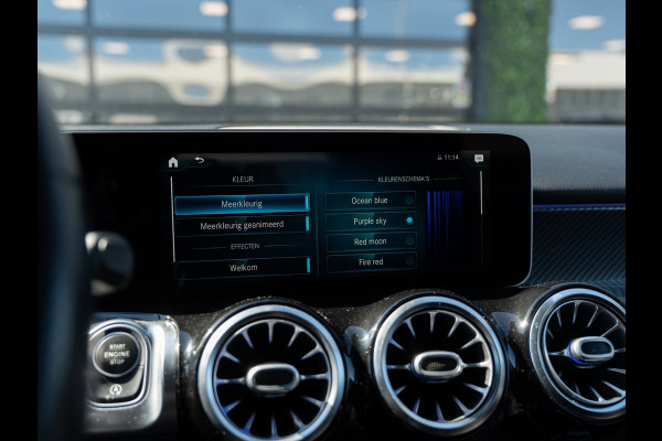 Mercedes-Benz Glb 180 d Premium | AMG-Line | Camera | Carplay