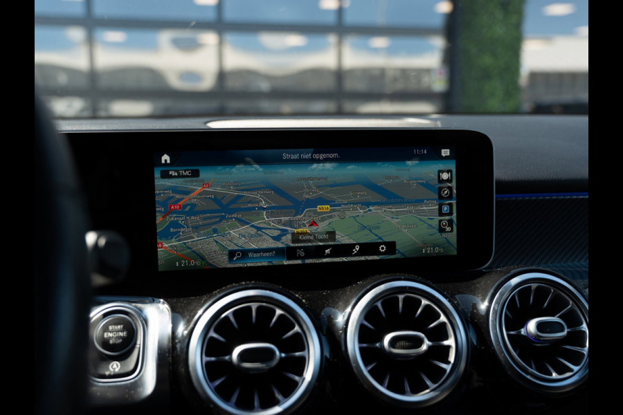 Mercedes-Benz Glb 180 d Premium | AMG-Line | Camera | Carplay
