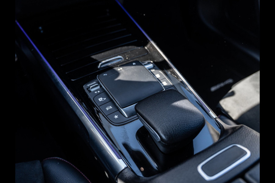 Mercedes-Benz Glb 180 d Premium | AMG-Line | Camera | Carplay