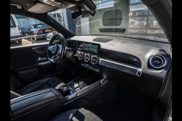 Mercedes-Benz Glb 180 d Premium | AMG-Line | Camera | Carplay