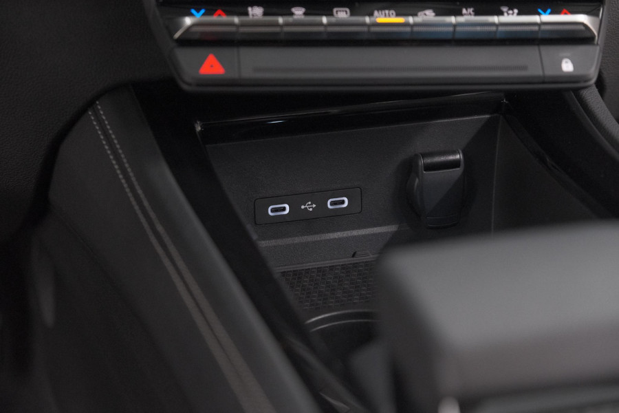 Renault Austral Mild Hybrid 160 X-Tronic | Trekhaak | Camera | Apple Carplay | Parkeersensoren