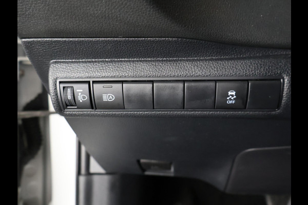 Toyota Corolla 1.8 Hybrid Comfort Bi-Tone . Adaptieve Cruise control . Apple CarPlay & AndroidAUTO . Camera