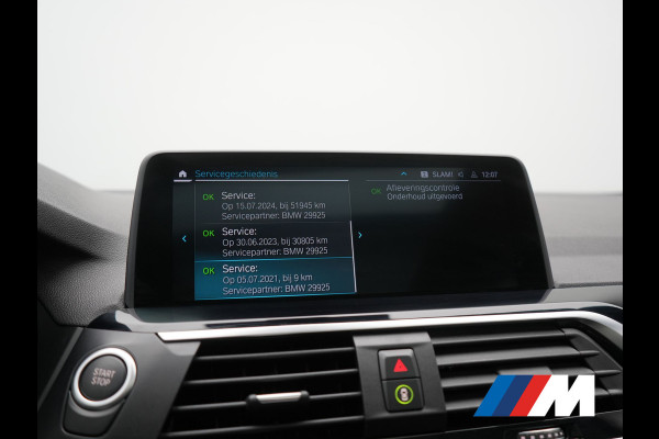 BMW X3 xDrive30e M Sport PHEV 293pk Dealer O.H. | Trekhaak Af Fabriek | Panodak | Head Up | 360 Camera | Adaptief Onderstel | Lederen Sportstoelen Memory & Verwarmd | Sfeerverlichting | Stuur Verwarmd | Keyless | Blis | Apple Carplay | Plug In Hybrid |