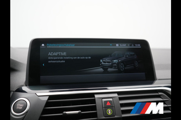 BMW X3 xDrive30e M Sport PHEV 293pk Dealer O.H. | Trekhaak Af Fabriek | Panodak | Head Up | 360 Camera | Adaptief Onderstel | Lederen Sportstoelen Memory & Verwarmd | Sfeerverlichting | Stuur Verwarmd | Keyless | Blis | Apple Carplay | Plug In Hybrid |