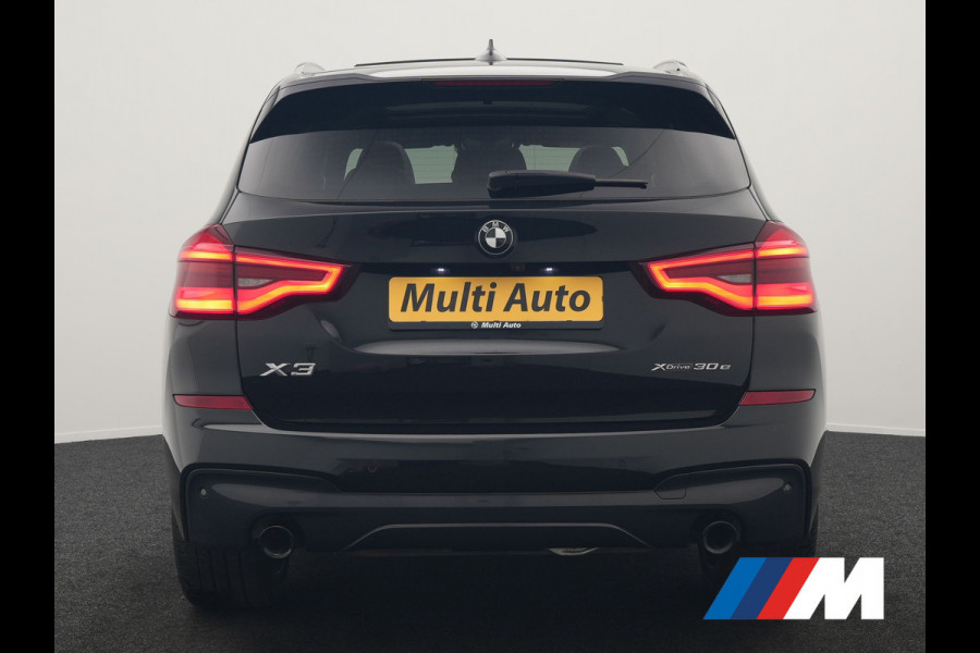 BMW X3 xDrive30e M Sport PHEV 293pk Dealer O.H. | Trekhaak Af Fabriek | Panodak | Head Up | 360 Camera | Adaptief Onderstel | Lederen Sportstoelen Memory & Verwarmd | Sfeerverlichting | Stuur Verwarmd | Keyless | Blis | Apple Carplay | Plug In Hybrid |