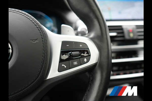 BMW X3 xDrive30e M Sport PHEV 293pk Dealer O.H. | Trekhaak Af Fabriek | Panodak | Head Up | 360 Camera | Adaptief Onderstel | Lederen Sportstoelen Memory & Verwarmd | Sfeerverlichting | Stuur Verwarmd | Keyless | Blis | Apple Carplay | Plug In Hybrid |