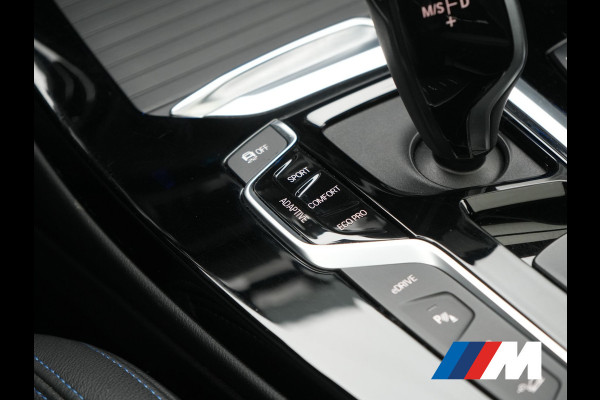 BMW X3 xDrive30e M Sport PHEV 293pk Dealer O.H. | Trekhaak Af Fabriek | Panodak | Head Up | 360 Camera | Adaptief Onderstel | Lederen Sportstoelen Memory & Verwarmd | Sfeerverlichting | Stuur Verwarmd | Keyless | Blis | Apple Carplay | Plug In Hybrid |