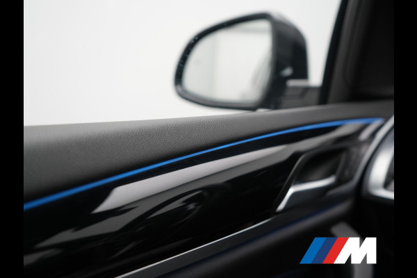 BMW X3 xDrive30e M Sport PHEV 293pk Dealer O.H. | Trekhaak Af Fabriek | Panodak | Head Up | 360 Camera | Adaptief Onderstel | Lederen Sportstoelen Memory & Verwarmd | Sfeerverlichting | Stuur Verwarmd | Keyless | Blis | Apple Carplay | Plug In Hybrid |