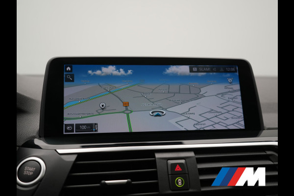 BMW X3 xDrive30e M Sport PHEV 293pk Dealer O.H. | Trekhaak Af Fabriek | Panodak | Head Up | 360 Camera | Adaptief Onderstel | Lederen Sportstoelen Memory & Verwarmd | Sfeerverlichting | Stuur Verwarmd | Keyless | Blis | Apple Carplay | Plug In Hybrid |