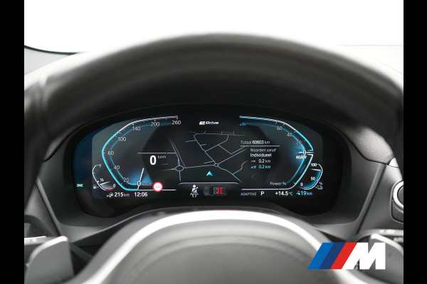 BMW X3 xDrive30e M Sport PHEV 293pk Dealer O.H. | Trekhaak Af Fabriek | Panodak | Head Up | 360 Camera | Adaptief Onderstel | Lederen Sportstoelen Memory & Verwarmd | Sfeerverlichting | Stuur Verwarmd | Keyless | Blis | Apple Carplay | Plug In Hybrid |