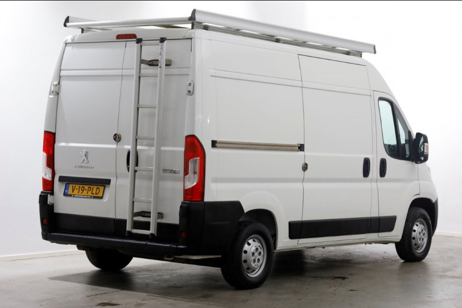 Peugeot Boxer 335 2.2 BlueHDi 120pk L2H2 Premium Airco/Navi/Inrichting 12-2020
