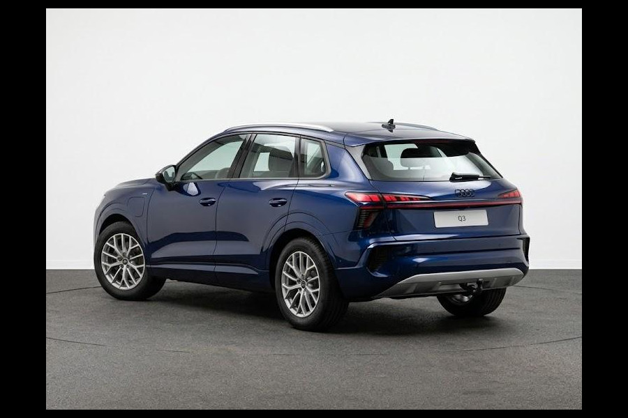 Audi Q3 Advanced edition e-hybrid 272 pk | Techniekpakket plus | Ambiente lichtpakket plus | Achteruitrijcamera | Panoramadak| Dodehoek detectie |