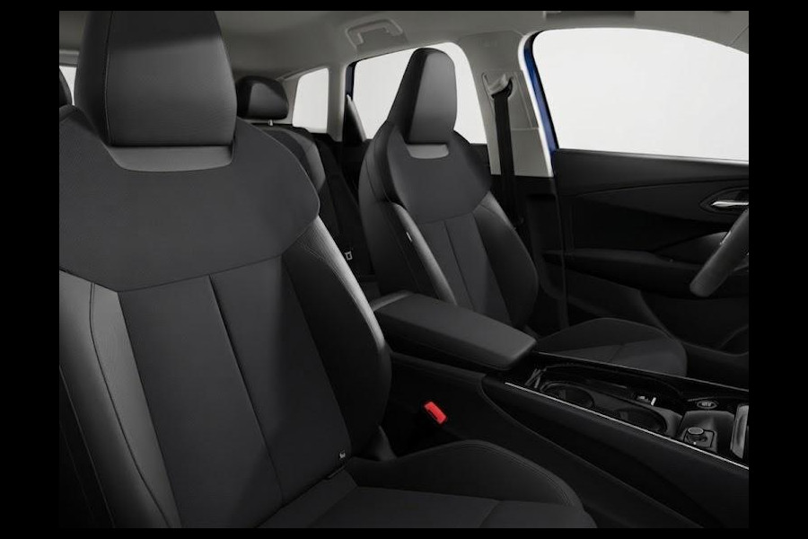 Audi Q3 Advanced edition e-hybrid 272 pk | Techniekpakket plus | Ambiente lichtpakket plus | Achteruitrijcamera | Panoramadak| Dodehoek detectie |