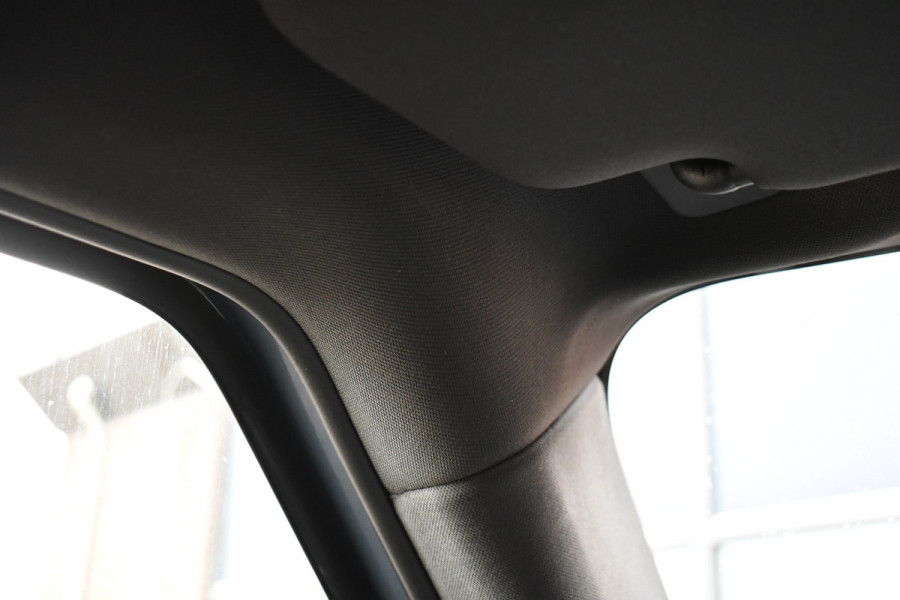Land Rover Defender Hard Top 110 3.0 D250 22inch Trekh Luchtv 360 Black-pack