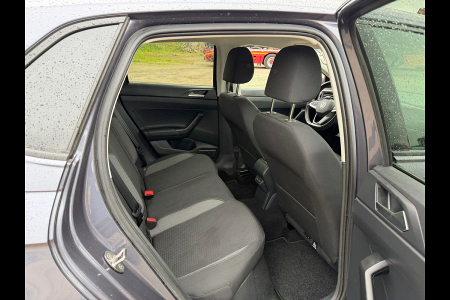 Volkswagen Polo 1.0 TSI Life Business | ACC + CARPLAY + NAVI + STOELVERWARMING |