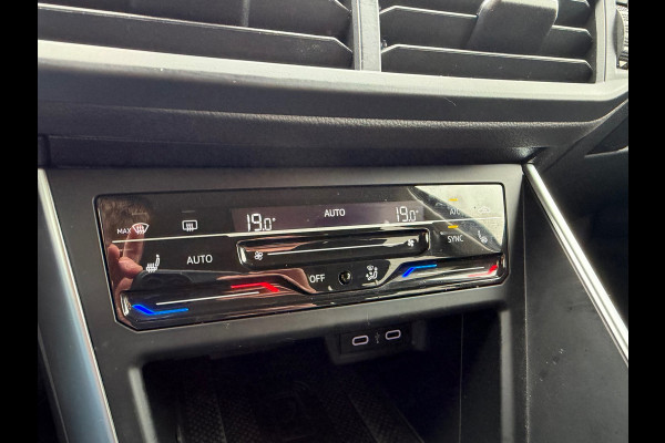 Volkswagen Polo 1.0 TSI Life Business | ACC + CARPLAY + NAVI + STOELVERWARMING |